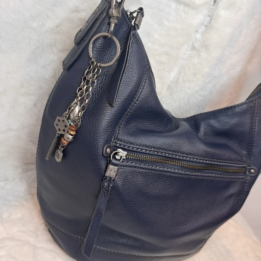 The Sak Sequoia Leather Large Hobo Shoulder Bag Indigo Navy Keychain Charm